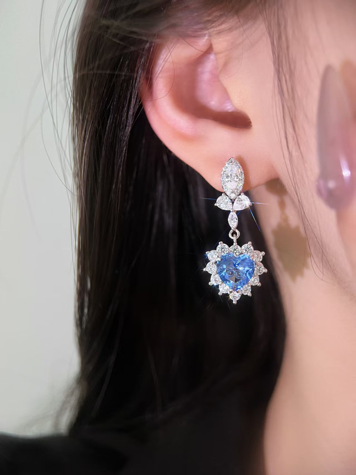 lcy - Light Butterfly Drop Earrings