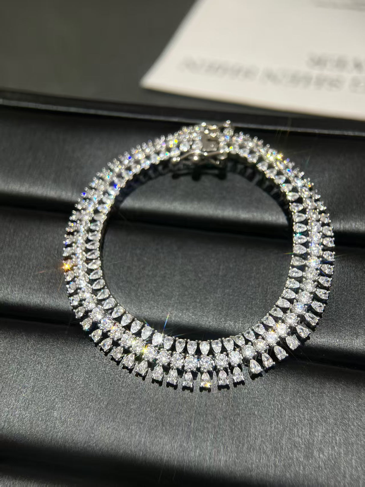 White gold high carbon flash bracelet