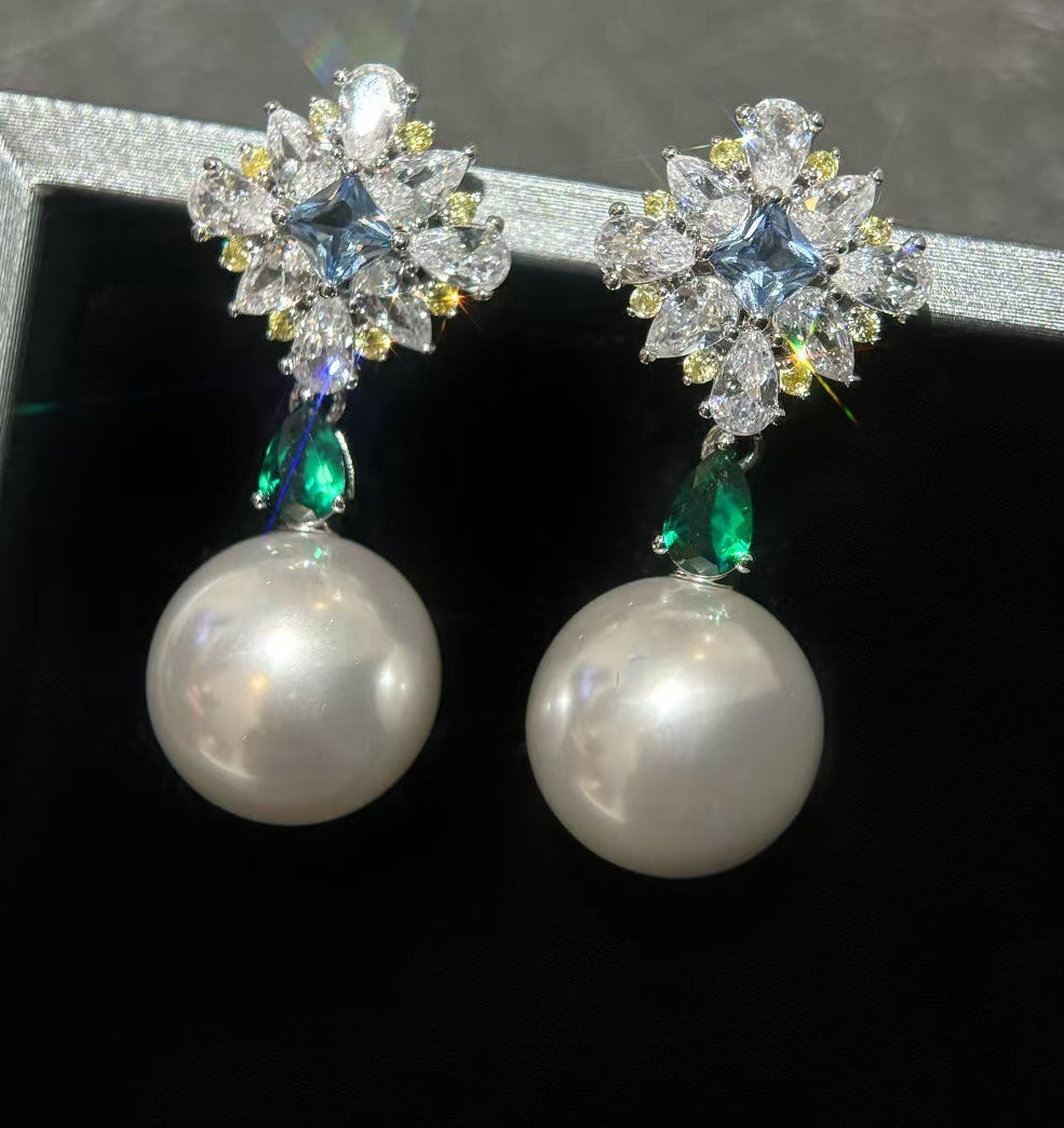 Snowflake Pearl Earrings