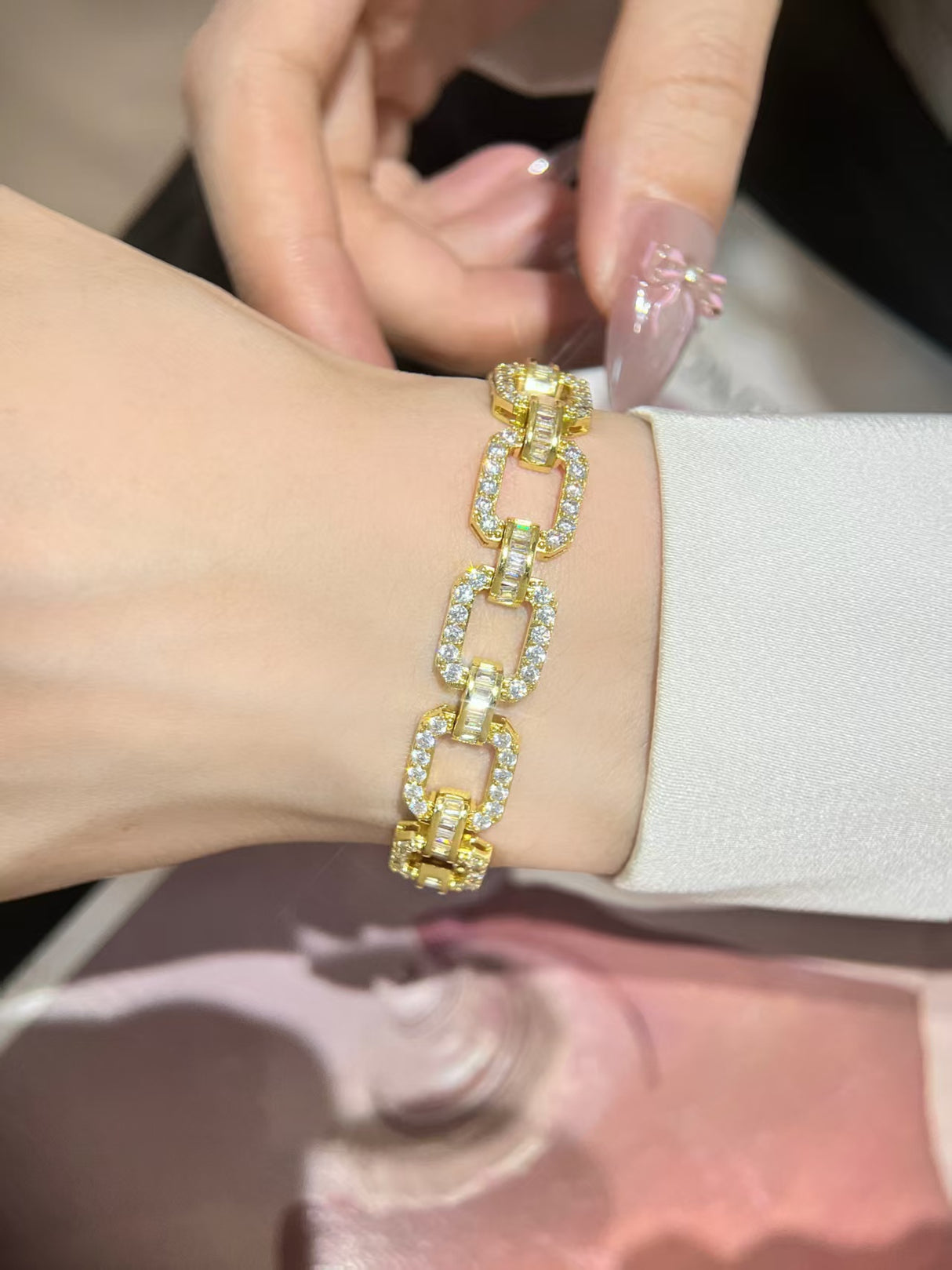 Gold rhinestone bracelet