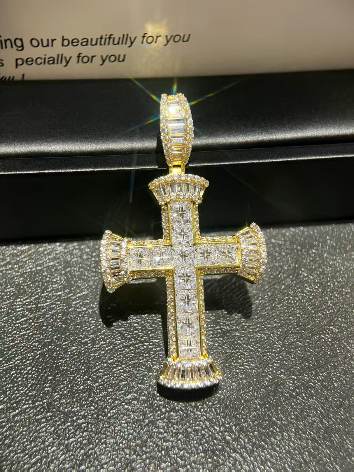 Cross Radiance Pendant