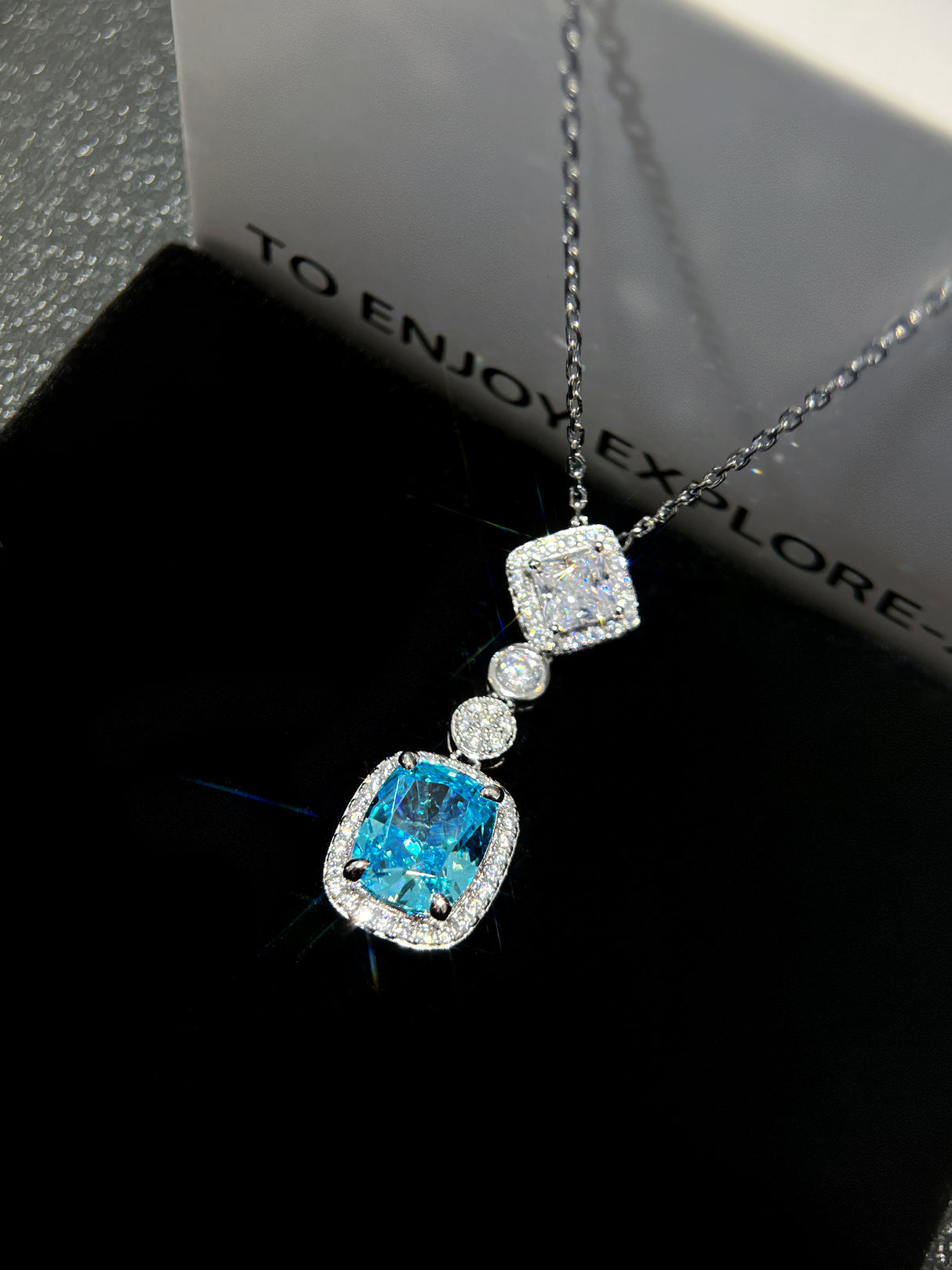 Rectangular Blue Ice Flower Necklace
