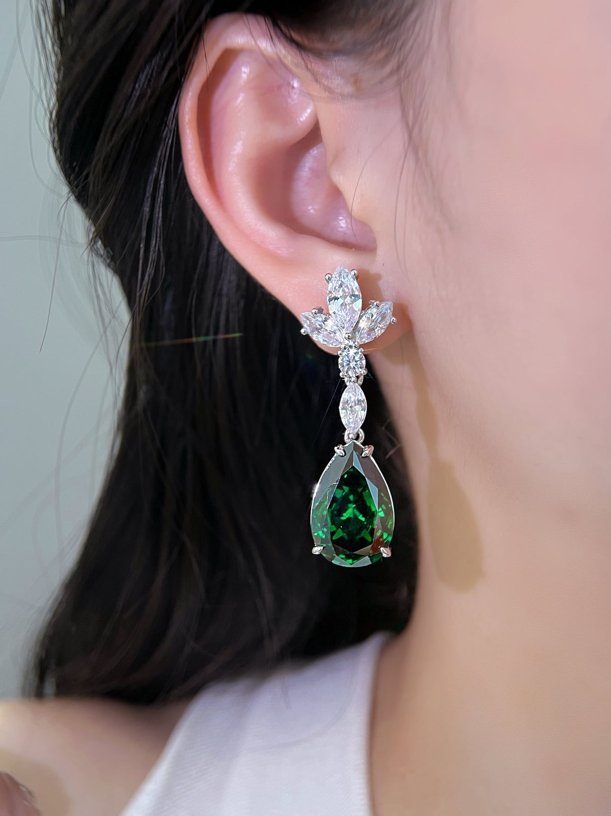 Lab-Grown Diamond Teardrop Earrings