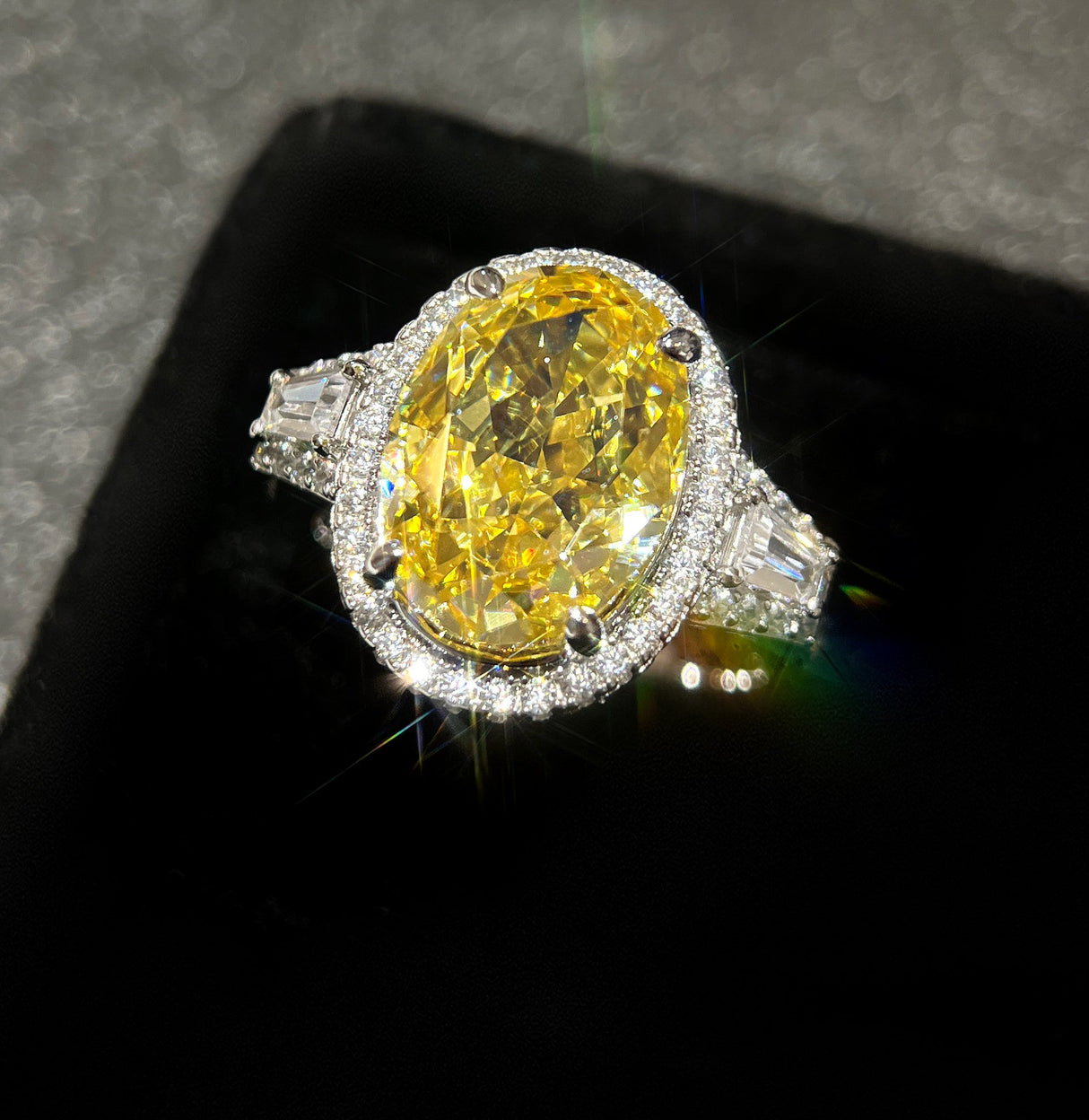 Golden Light Women's Ring