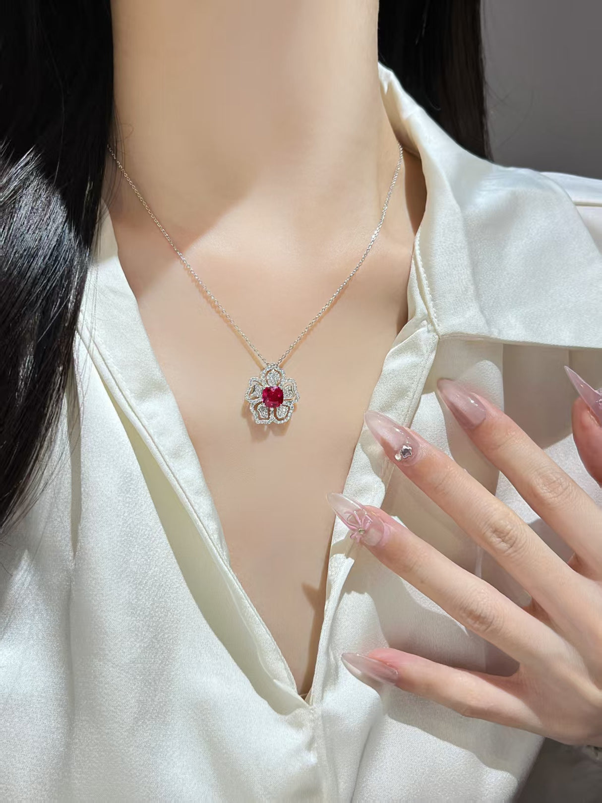 Silver Flower Necklace
