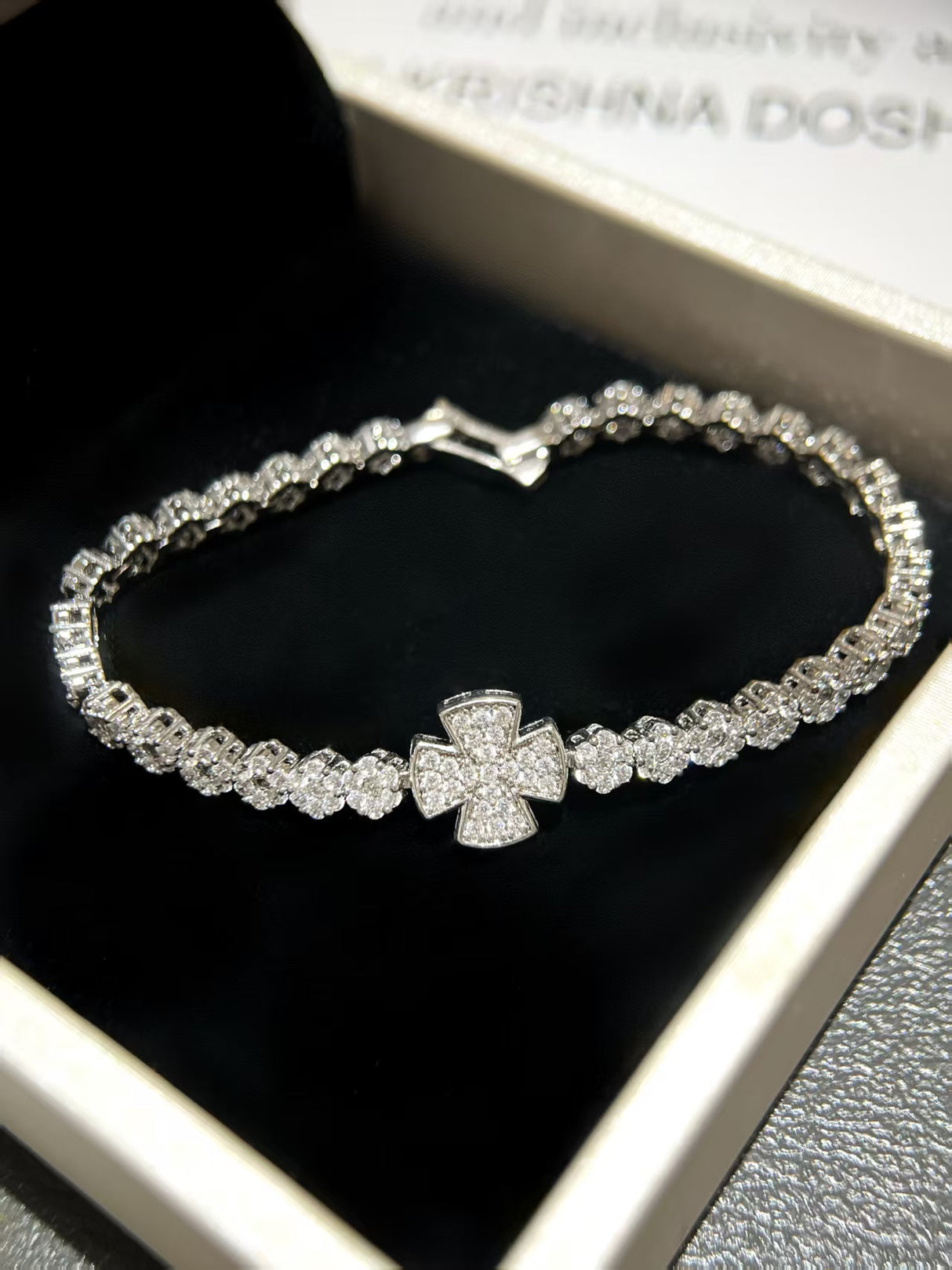 Silver - Toned Lab-Grown Diamond Four - Leaf Bracelet